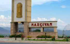 Moskva və Qars m&uuml;qavilələrinin adı Nax&ccedil;ıvan Konstitusiyasından &Ccedil;IXARILDI