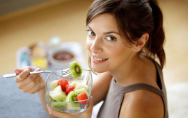 Acqarına hansı qidaları qəbul etmək TƏHL&Uuml;KƏLİDİR?