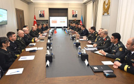 Bakıda 17ci AzərbaycanT&uuml;rkiyə Y&uuml;ksək Səviyyəli Hərbi Dialoq İclası ke&ccedil;irilir