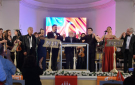 Filarmoniyada &ldquo;Bir Millət, İki D&ouml;vlət&rdquo; adlı m&ouml;htəşəm konsert proqramı baş tutub. FOTO
