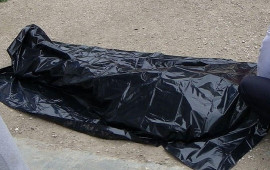 Parkda kişi meyiti tapıldı