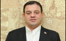 Siyahıda Ata Abdullayev də var?