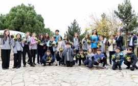 IDEA məktəblilər &uuml;&ccedil;&uuml;n Ekopark İnnovasiya Mərkəzinə ekskursiya təşkil edib  FOTO