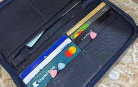 Həbsdəki ərinə narkotik gətirdi 