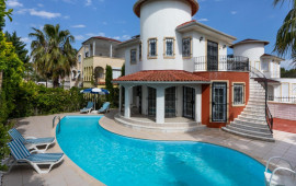 Bakıda sahibsiz villaları göstərib 110 min aldılar 