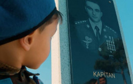 Ataları ilə adaş olan şəhid övladları  "Ata mən səni çox istəyirəm..." 