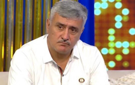 Tanınmış meyxanaçı 400 minlik evindən danışdı