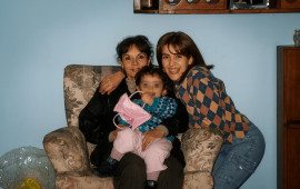 Qızını xilas etmək &uuml;&ccedil;&uuml;n maskalanıb fahişəxanaya girən qadın &ndash; O, 3 min qadını necə xilas etdi?