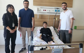 Ürəyi bulanırdı, 9 yaşlı qızın mədəsindən görün nə çıxdı  FOTO