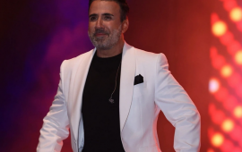 Əmrah azərbaycanlı m&uuml;ğənni ilə bağlı paylaşım etdi 