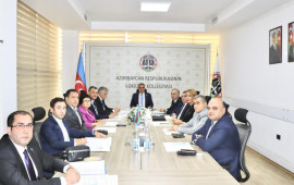 Vəkillər Kollegiyası Rəyasət Heyətinin növbəti iclası keçirilib  FOTO