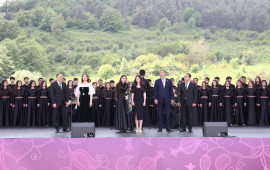 Şuşada “Xarıbülbül” Beynəlxalq Musiqi Festivalı davam edir  FOTO
