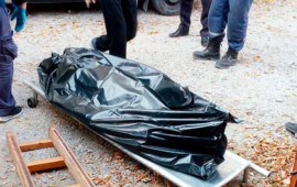 19 yaşlı tələbə futbol oynadığı yerdə qəfildən &ouml;ld&uuml;