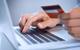 "Bank əməkdaşı" vətəndaşın 10 mindən &ccedil;ox pulunu ələ ke&ccedil;irdi