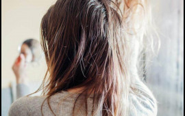 Məşhur stilist sağlam sa&ccedil;lara zərər vuran 5 g&uuml;ndəlik vərdişi a&ccedil;ıqlayıb