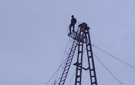 Bakıda qülləyə çıxan 18 yaşlı gənc belə xilas edildi 