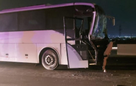 Saray k&ouml;rp&uuml;s&uuml;ndə avtomobil ilə avtobus TOQQUŞDU  yaralanan var 