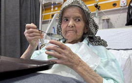92 yaşlı qadının bağırsağından görün nələr çıxdı – İllərdir udurmuş 