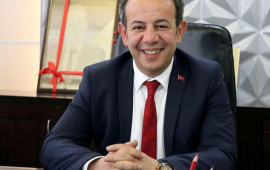 Türkiyədə bələdiyyə sədrinin ölkədən çıxışına qadağa qoyuldu