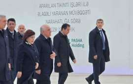 Dövlət və hökumət rəsmiləri Zəfər parkını ziyarət edirlər  FOTO