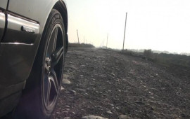 Taksi sürücüləri bu yolun hər kilometrinə 1 manat tələb edirlər 