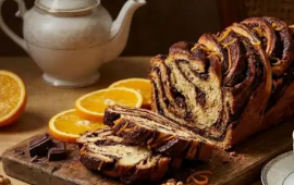 Vitrinləri k&ouml;lgədə qoyacaq ləzzət: Şokoladlı və portağallı babka