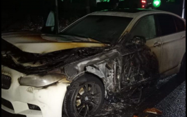 G&ouml;yg&ouml;ldə "BMW" alışıb yandı 