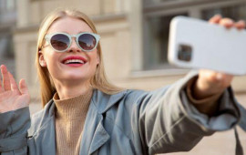 Mükəmməl selfi üçün sadə üsullar: Bəyənmə və şərhlər yağış kimi gələcək 