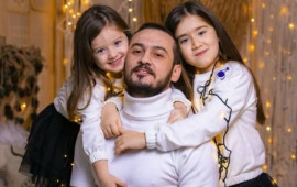 "Qızlarım deyir ki, sənə "ata" deyəndə ətimiz tökülür"