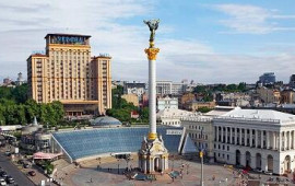 Ukrayna macar diplomatları ölkədən qovur