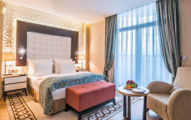 "Zara"nın qurucusu Parisdə 5 ulduzlu hotel aldı  FOTO