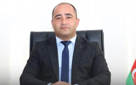 Mandatı ləğv olunan deputat xadiməni məhkəməyə veribmiş