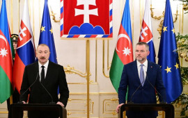 Azərbaycan və Slovakiya prezidentləri mətbuata bəyanatlarla çıxış ediblər