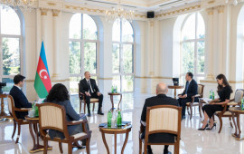 İlham Əliyev: D8 təşkilatına &uuml;zv olmağımızı &ccedil;ox b&ouml;y&uuml;k nailiyyət kimi qiymətləndirirəm