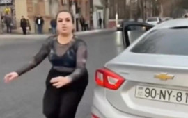 Gəncədə qadın sürücü kuryerə hücum etdi, polis hərəkətə keçdi 