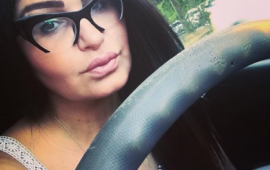 Meyxana&ccedil;ı sevgilisinin m&uuml;dafiəsinə qalxdı: "Q&uuml;ruru ilə oynamayın, o, KİŞİDİR" 