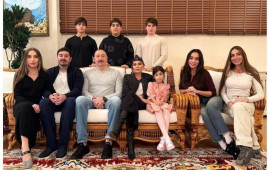 İlham Əliyev ad g&uuml;n&uuml;n&uuml; ailə &uuml;zvləri ilə qeyd edib 