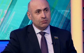 Deputat Azər Badamov Moskva aeroportunda saxlanıldı, deport edilir