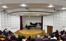 Qarabağ Universitetində “Ustad dərsləri silsiləsi” layihəsinə başlanılıb  FOTO