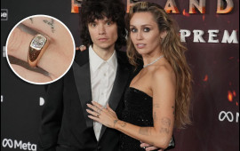 Nişan üzüyü 450 min dollardır 