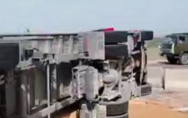 Hacıqabulda TIR aşdı, taxıl yola dağıldı 