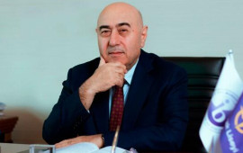 Şagird ov t&uuml;fəngini liseyə məktəb &ccedil;antasında gətirib  Direktordan A&Ccedil;IQLAMA