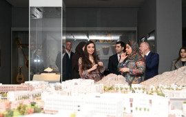 Leyla Əliyeva Maskatda Oman Milli Muzeyində və Mutrah bazarında olub  FOTO