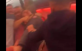 T&uuml;rkiyədən havalanan təyyarədə dəhşətli dava: Salon qan i&ccedil;ində qaldı 