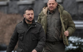 Yermak istefa verib, cəbhəyə yollandı