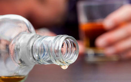 Ən təhl&uuml;kəli beş alkoqollu i&ccedil;ki a&ccedil;ıqlandı