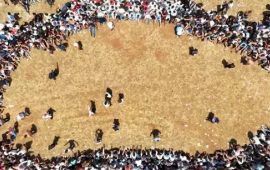300 illik ənənə  Bunu oynayan 1 həftə gəzə bilmir  FOTO