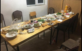 Kafe işlədən qadın bıçaqlandı