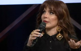 "Türkanı o çevrəsindən qurtulmağına görə alqışlayıram"