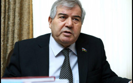 Sabir Rüstəmxanlı qızı ilə Elçinin ayrılığından danışdı